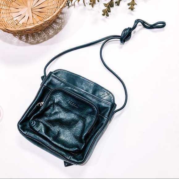 Fossil Handbags - SOLD Fossil | Vintage Black Leather Crossbody Bag